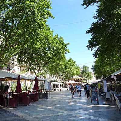 Place de l'Horloge