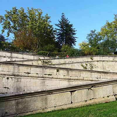 Rocher et Jardin des Doms