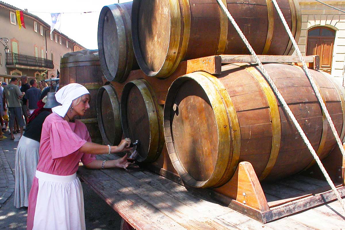 Fête de la Véraison à Châteauneuf du Pape © VF