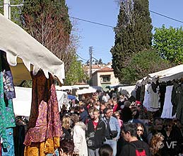 March&eacute; de Forcalquier Provence