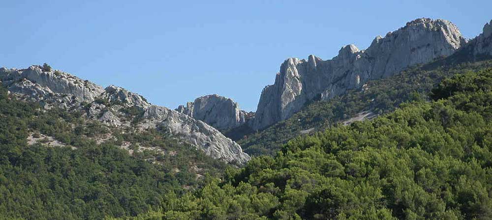 GIGONDAS le vin et le village Photos Horizon Provence
