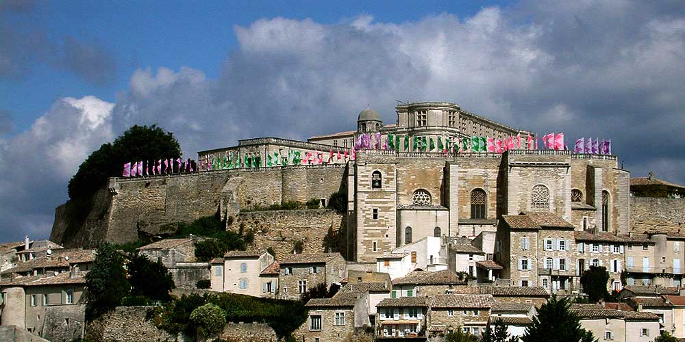 GRIGNAN en Drôme Provençale Photos Horizon Provence