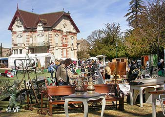 Brocante antiquit&eacute;s Isle sur Sorgue