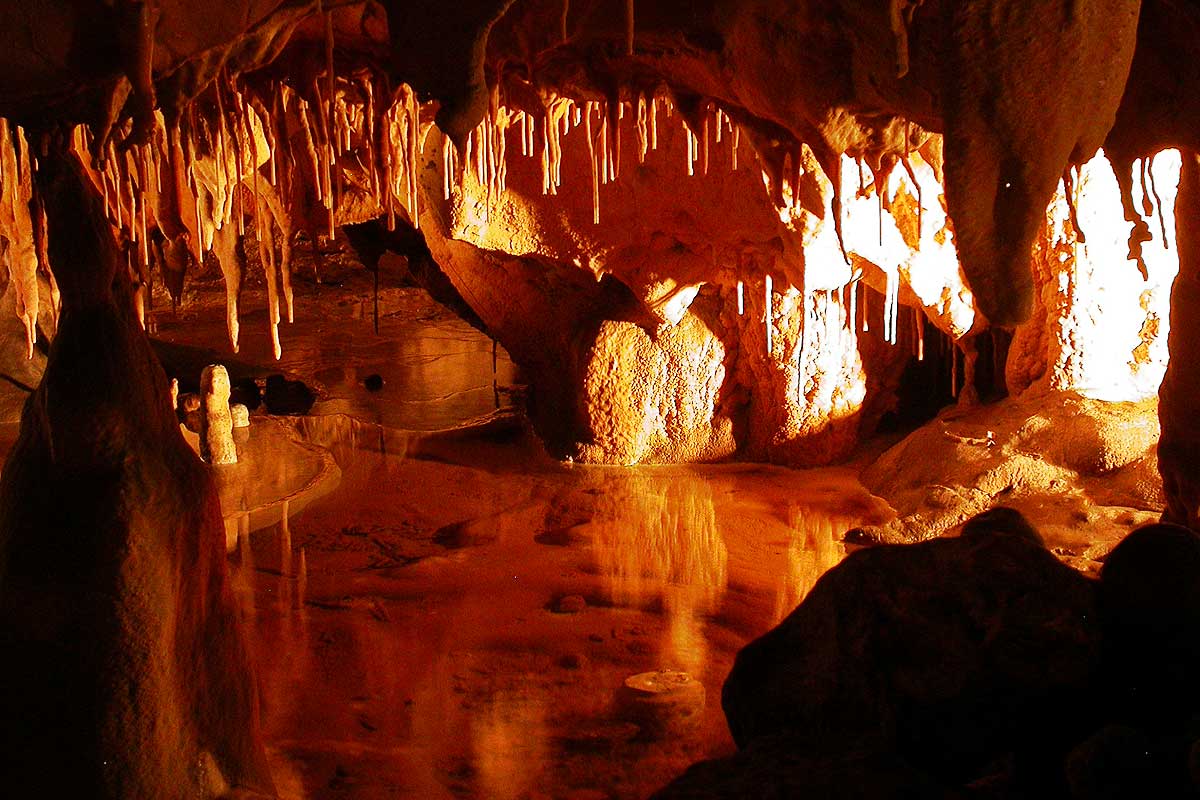 Grottes de Thouzon Le Thor