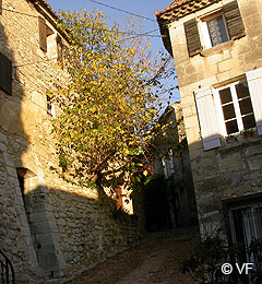 Les Angles vieux village