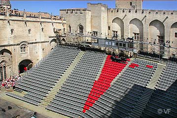 festival avignon palais des papes