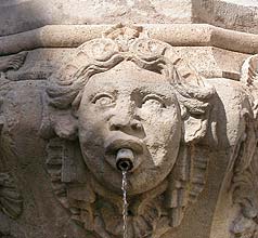 Pernes les Fontaines
