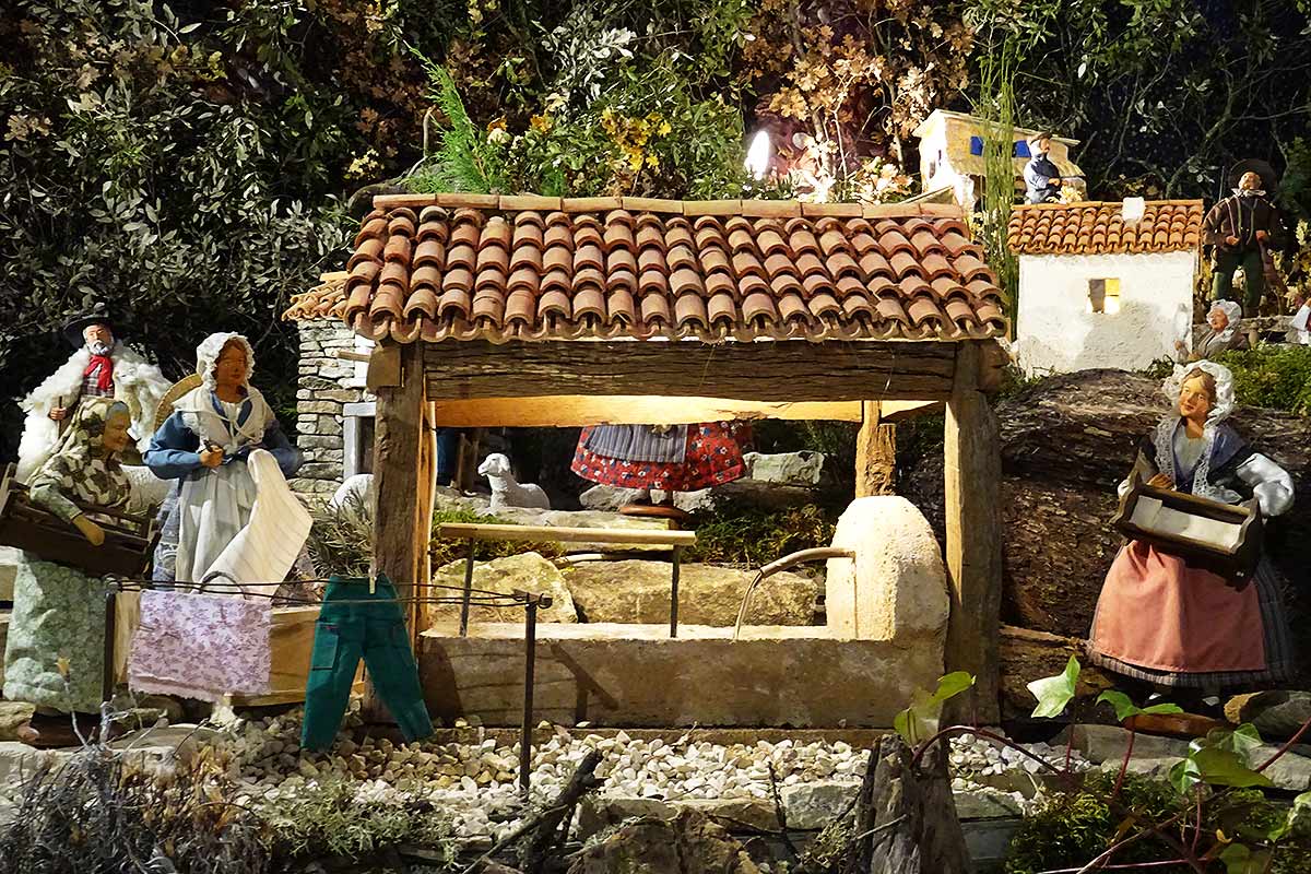 Crèche de Noël à Apt