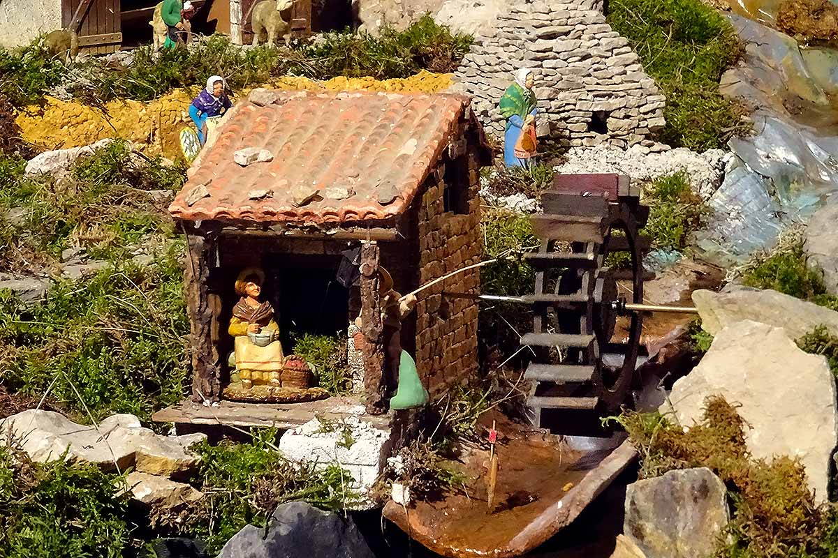 Crèche de Noël à Cabannes