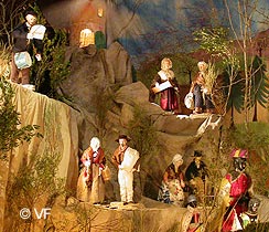 cr&ecirc;che proven&ccedil;ale &agrave; Dauphin en Haute Provence &copy; VF