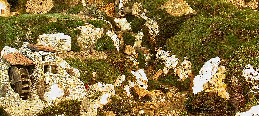 crèche de Noël à Reillane en Provence © VF