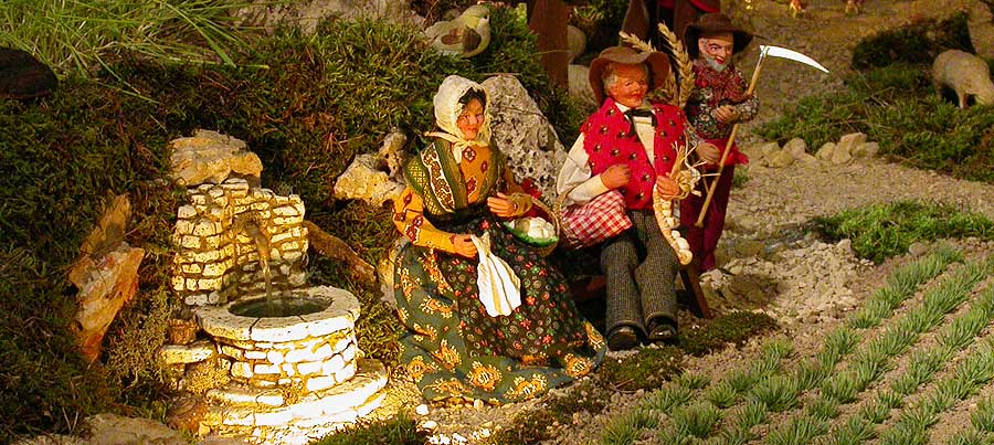 crèche de Noël à Reillane en Provence © VF