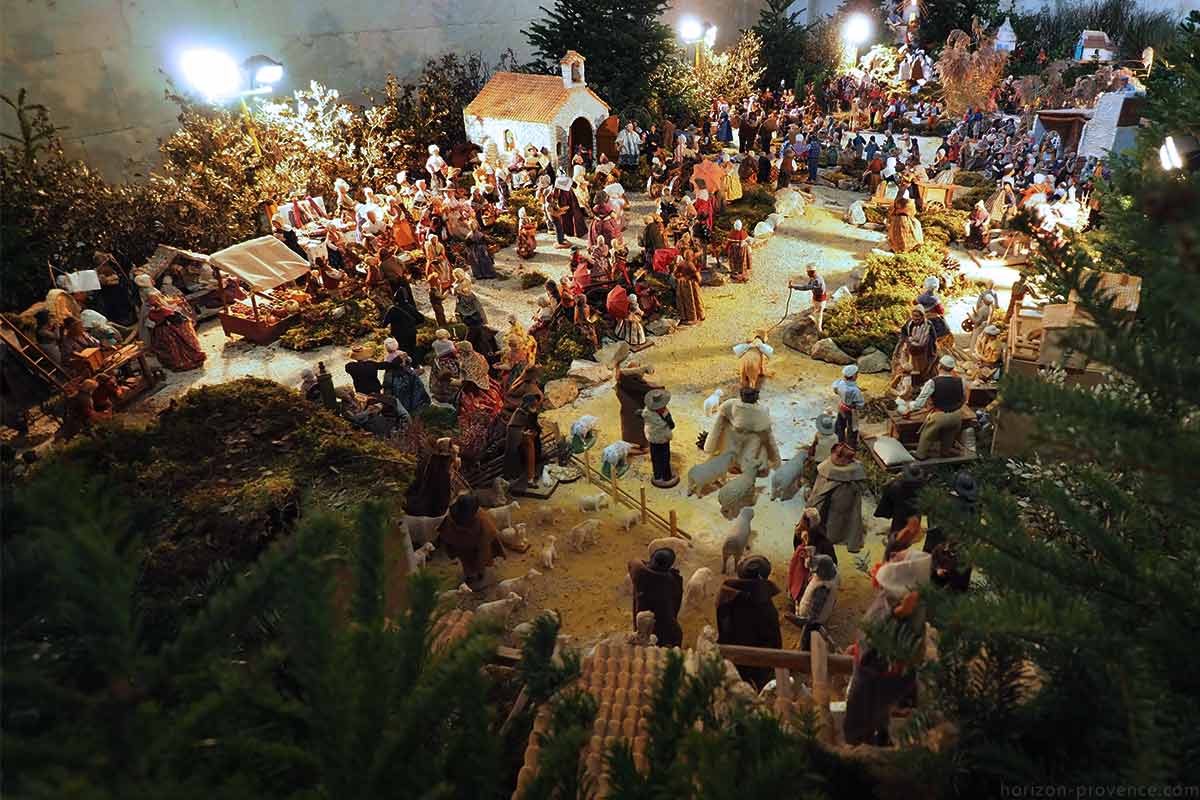 Crèche de Noël à Tarascon