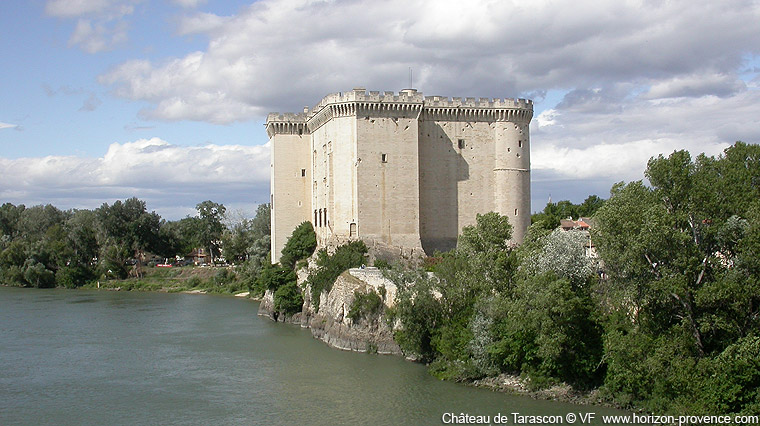 chateau de Tarascon © VF