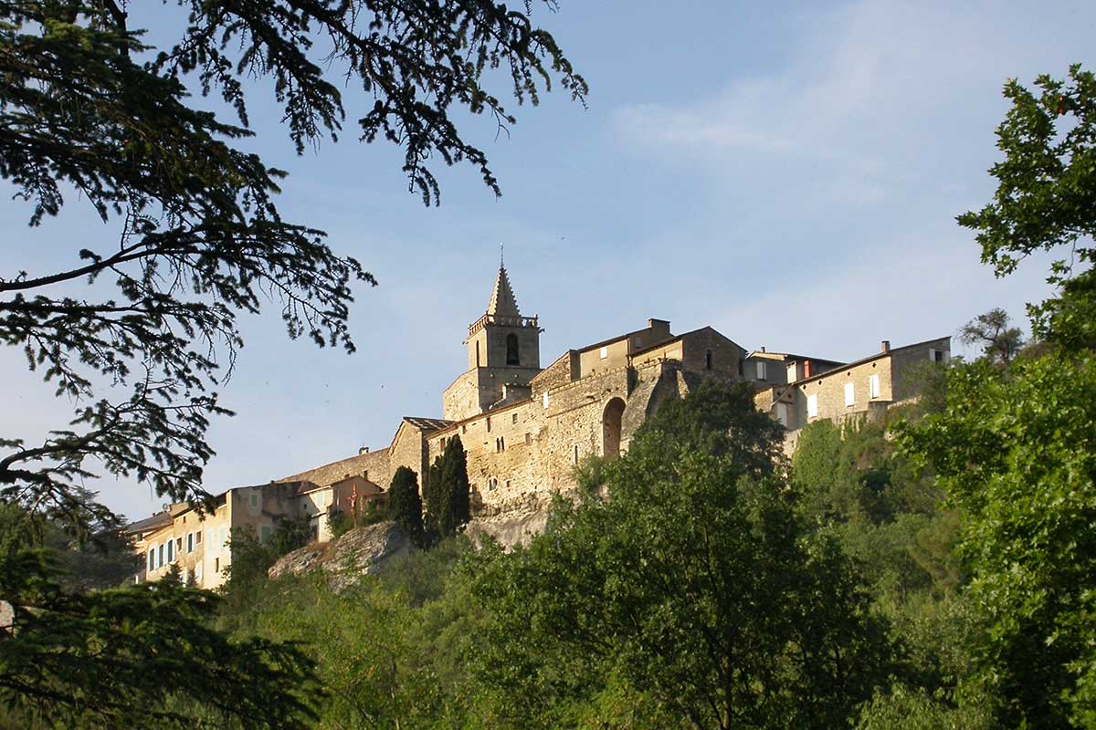 Venasque Vaucluse Provence © VF