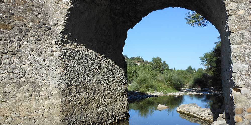 Viviers Pont Romain