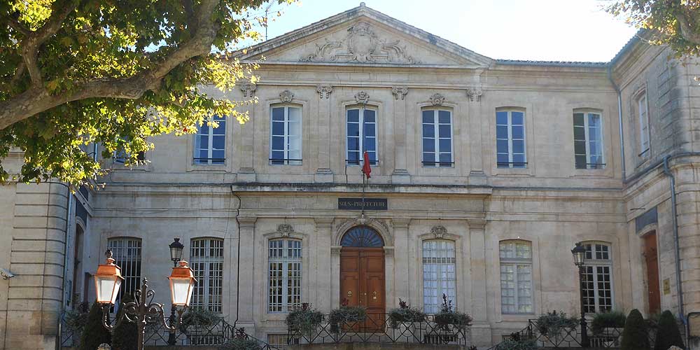 Apt hôtel de ville