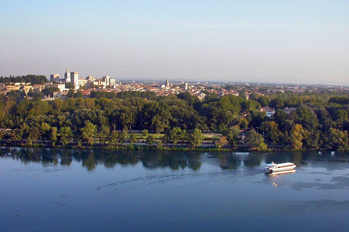 l'île de la Barthelasse vue depuis la Tour Philippe le bel à Villeneuve les Avignon © VF