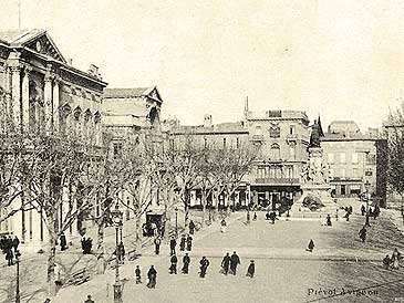 la place de l'horloge en Avignon  © VF