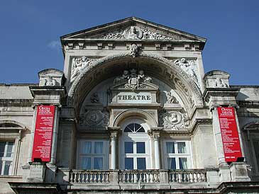 Théâtre municipal d'Avignon © VF
