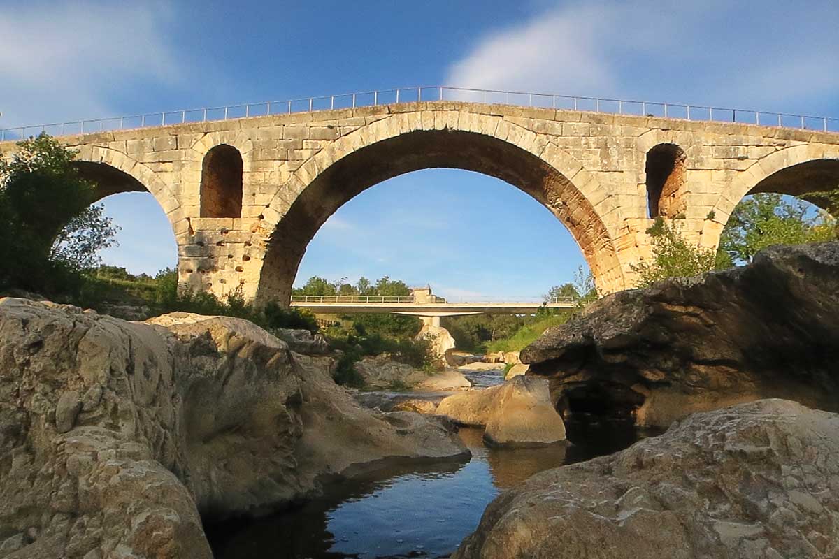 Pont Julien à Bonnieux