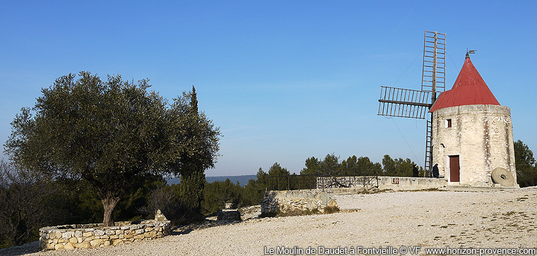 Fontvieille - Moulin de Daudet