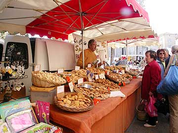 Marché de Forcalquier Provence