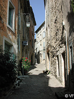 Gordes calade