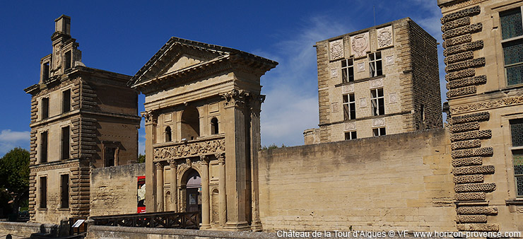 La Tour d'Aigues chateau