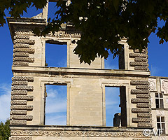 La Tour d'Aigues