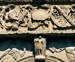 La Tour d'Aigues