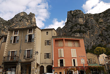 Moustiers Sainte-Marie