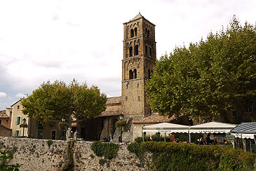 Moustiers Sainte-Marie