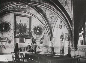 L'Armée occupe le Palais des Papes