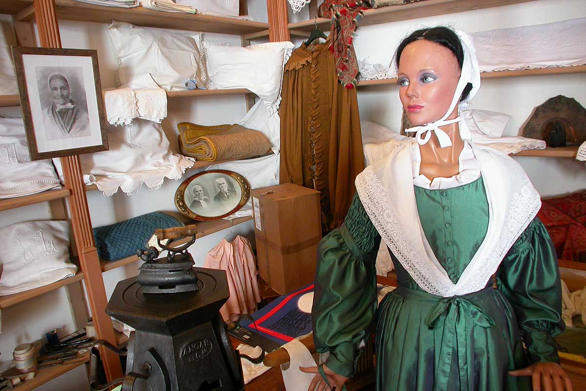 Musée du costume comtadin  à Pernes les Fontaines