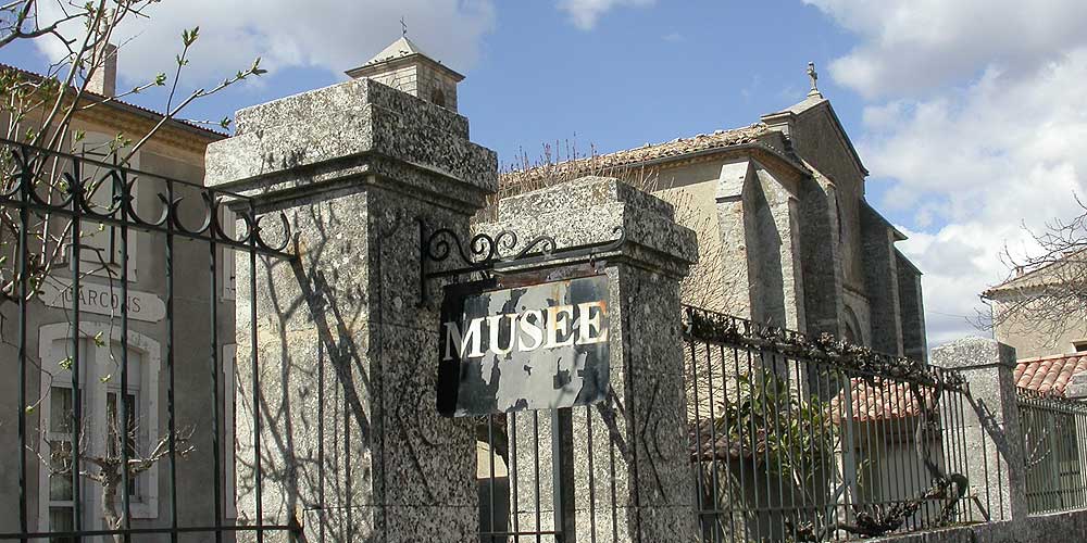 Musée de Vachères école © VF