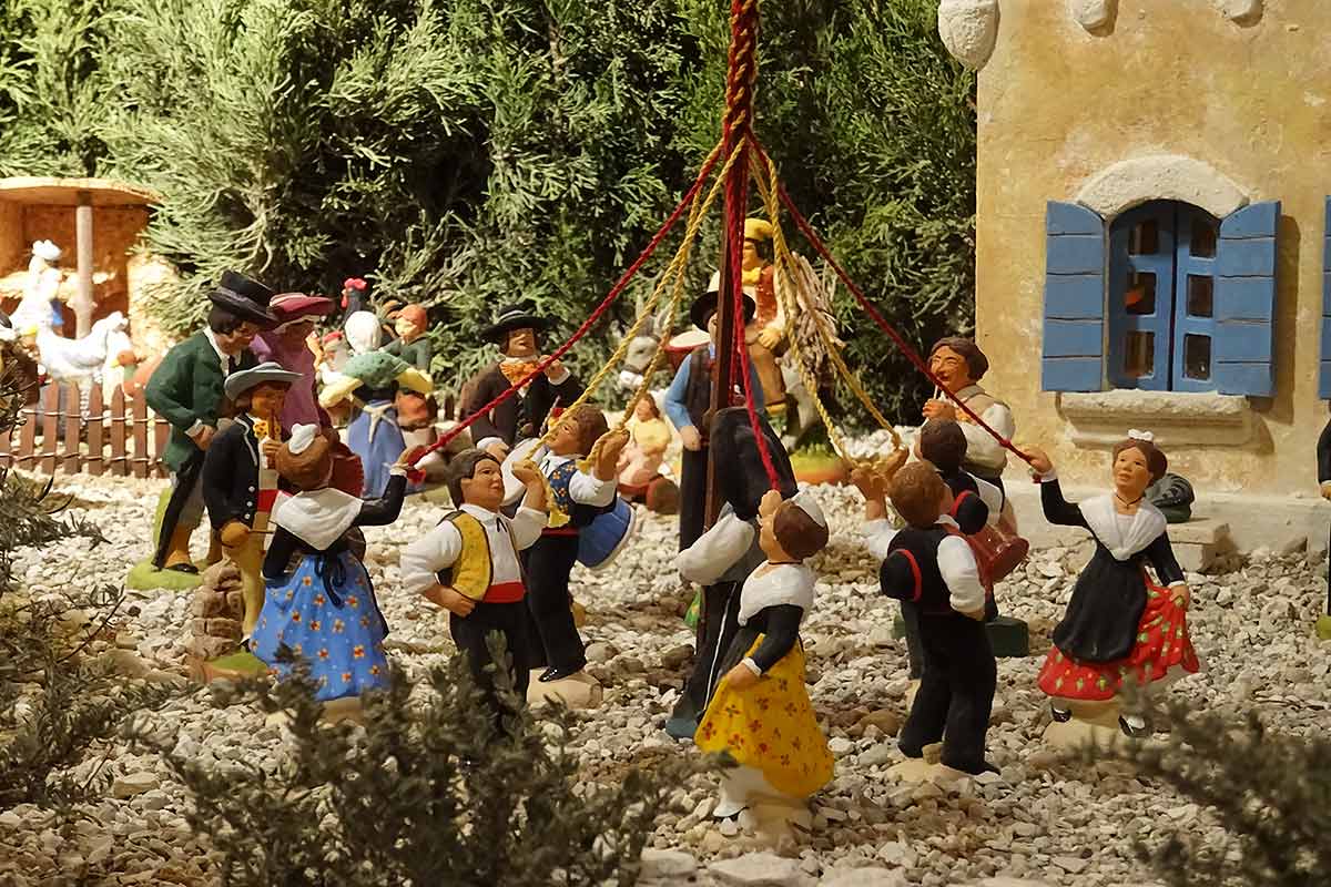 Crèche de Noël à Arles