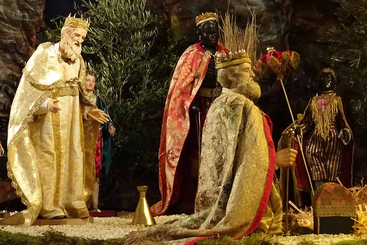 Crèche de Noël Basilique Saint-Pierre à Avignon