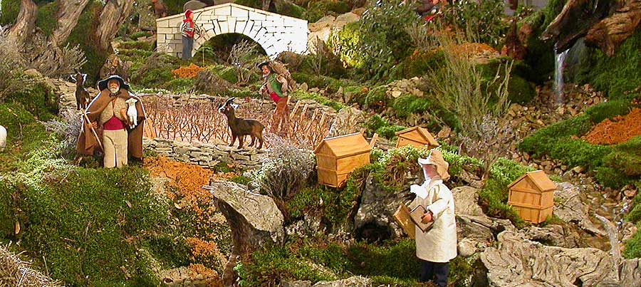 Crèche de Noël à Banon en Provence © VF