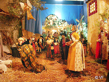 Crèche de Noël Avignon © VF