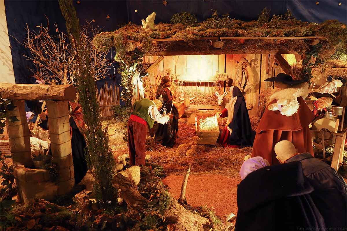 Crèche de Noël animée à Saint Saturnin les Avignon