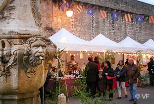 Marché de Noël en Provence © VF