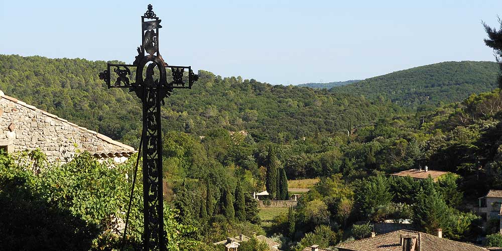 La Roque sur Cèze village