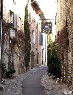 Vaison-la-romaine