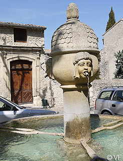 Vaison-la-romaine