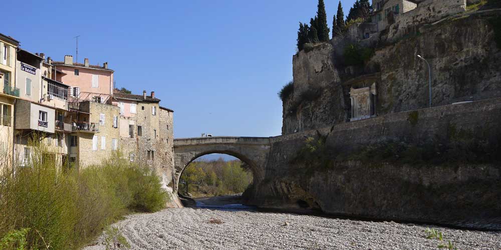 Vaison-la-romaine pont