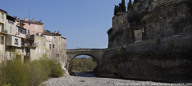 Vaison-la-romaine