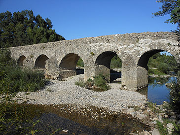 Viviers pont romain