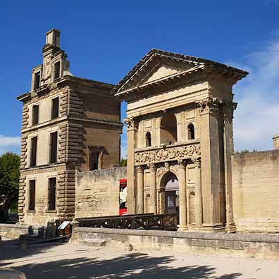 La Tour d'Aigues