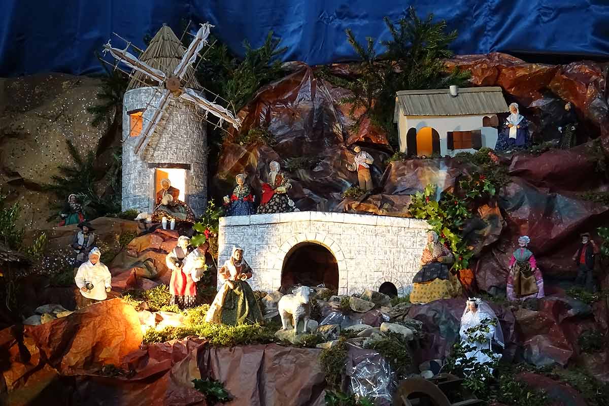 Crèche de Noël Eglise des Carmes Avignon